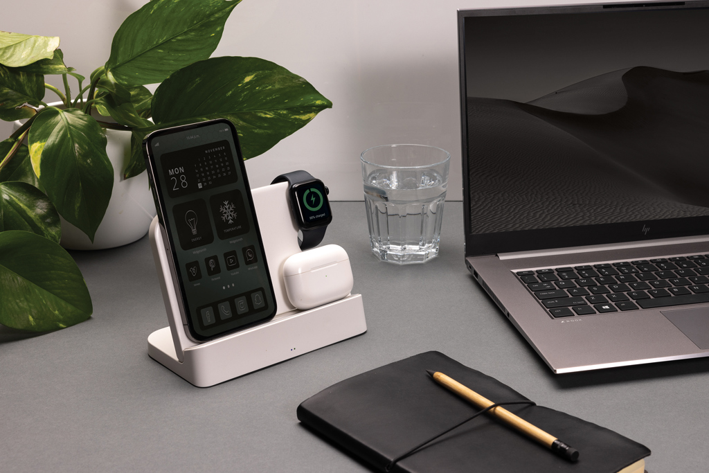 Laptop, Pc, Überwachen, Bildschirm, Handy, Smartphone-Halterung, Smartwatch, Laptop, Schreibtisch-Setup, Kabellose Kopfhörer, Smartphone-Dock, Kabellose Ohrhörerhülle, Smartwatch, Laptop, Schreibtischzubehör