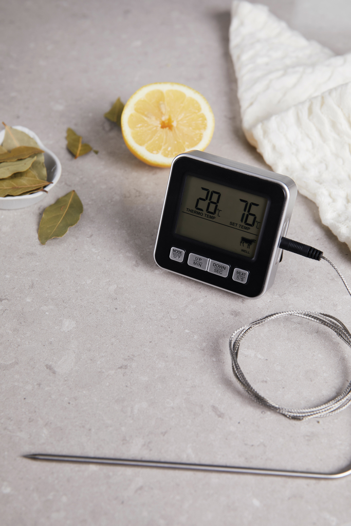 Computerausrüstung, Elektronik, Hardware, Überwachen, Bildschirm, Küchenthermometer, digitaler Thermometer, Fleischthermometer, Wanderthermometer, Edelstahlsonde, digital thermometer, thermometer, kitchen gadget, lcd display, metal probe