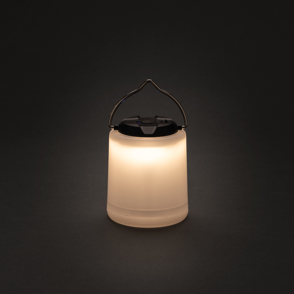 Lampe, Laterne, Kunststoffschirm, LED-Licht, Tragegriff, LED-Lampe, Laterne, Tragbare Lampe, glaslose Lampe, leuchtend, Laterne, LED-Lampe, Glasbehälter, tragbare Beleuchtung, warmweißes Licht