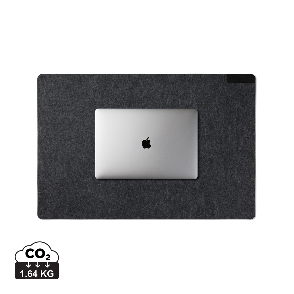 laptop, macbook, silber, geschlossen, schreibtischmat, laptop, macbook, notebook, silver, apple logo, laptop, macbook, silber, Ultrabook, Schreibtischauflage aus Filz