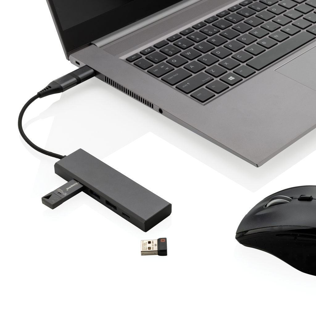 Adapter, Elektronik, Computer-Ausrüstung, Laptop, Pc, USB-C Adapter, USB Drive, Laptop port, HDMI not visible, Mouse, USB-C Adapter, USB-Dongle, USB-Stick, Maus, Laptopen-Verbindung, USB-C Adapter, USB-Stick, USB-Hub, Laptopen-Zubehör, Maus