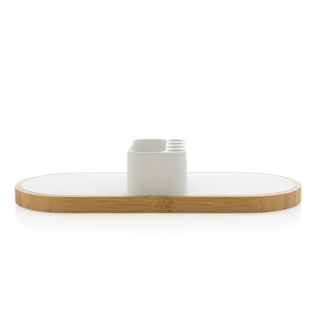 Ablage, Porzellan, Töpferei, Rauchrohr, Tablett, Untersetzer?, Holzunterlage, Servierplatte, Keramikhalter, Aufbewahrungsfach, Servierplatte, Holzunterlage, Keramikhalter, runde Platte, weiße Oberfläche