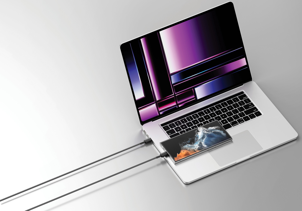 laptop, Ultrabook, Laptop-Setup, externe-Festplatte, SSD mit USB-C, Laptop, Laptop mit USB-C, externes SSD, digitales Gerät, Ladegerät/ Kabel, laptop, laptop mit usb-c, externeSSD, space grau, usb-c kabel