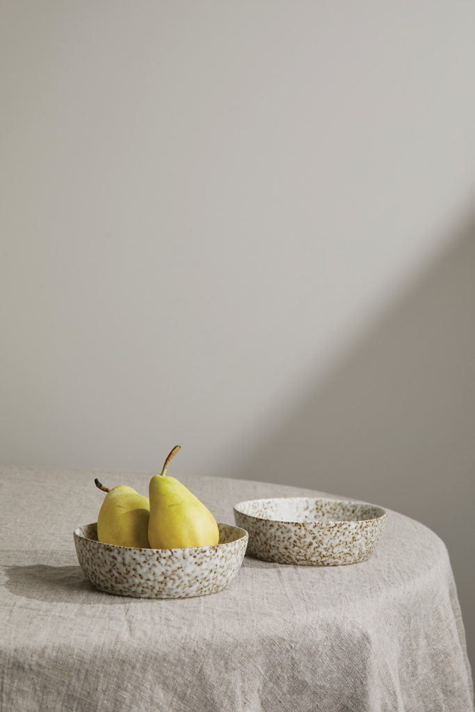 Birnen, Schüssel, Speckled, Porzellan, Tischdeko, Porzellan-Schalen, Birnen, Obstschale, Tischdeko, gepunktete Glasur, Porzellan-Schale, gelbe Birnen, Obstschale, gestippelte Glasur, Tischdeko