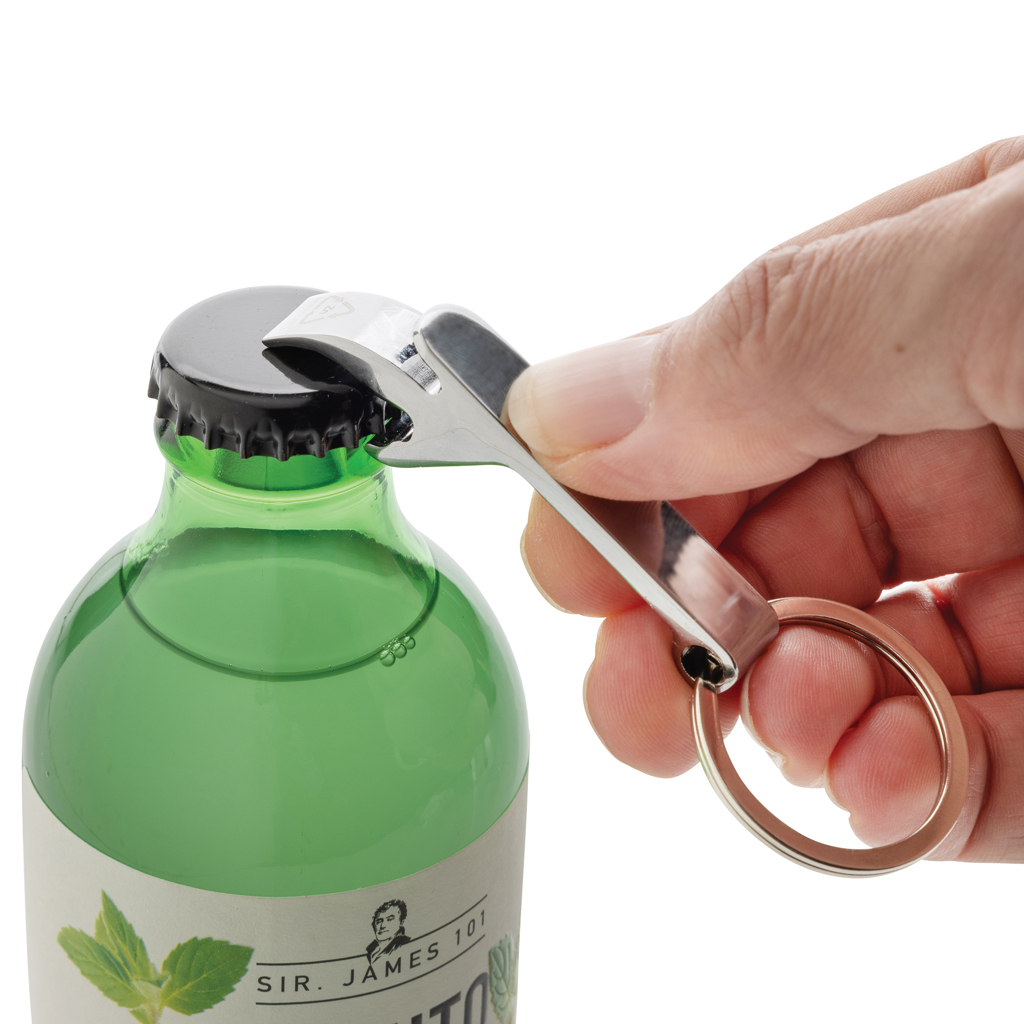 Flasche, Rauchrohr, Flaschenverschluss, Korkenöffner, Bierflasche, Metallwerkzeug, Schlüsselanhänger, Funken, Flasche, Korkenzieher, Schlüsselanhänger, Grüne Flasche, Flasche, Korken, Belüftung, Schraubverschluss, Schlüsselring