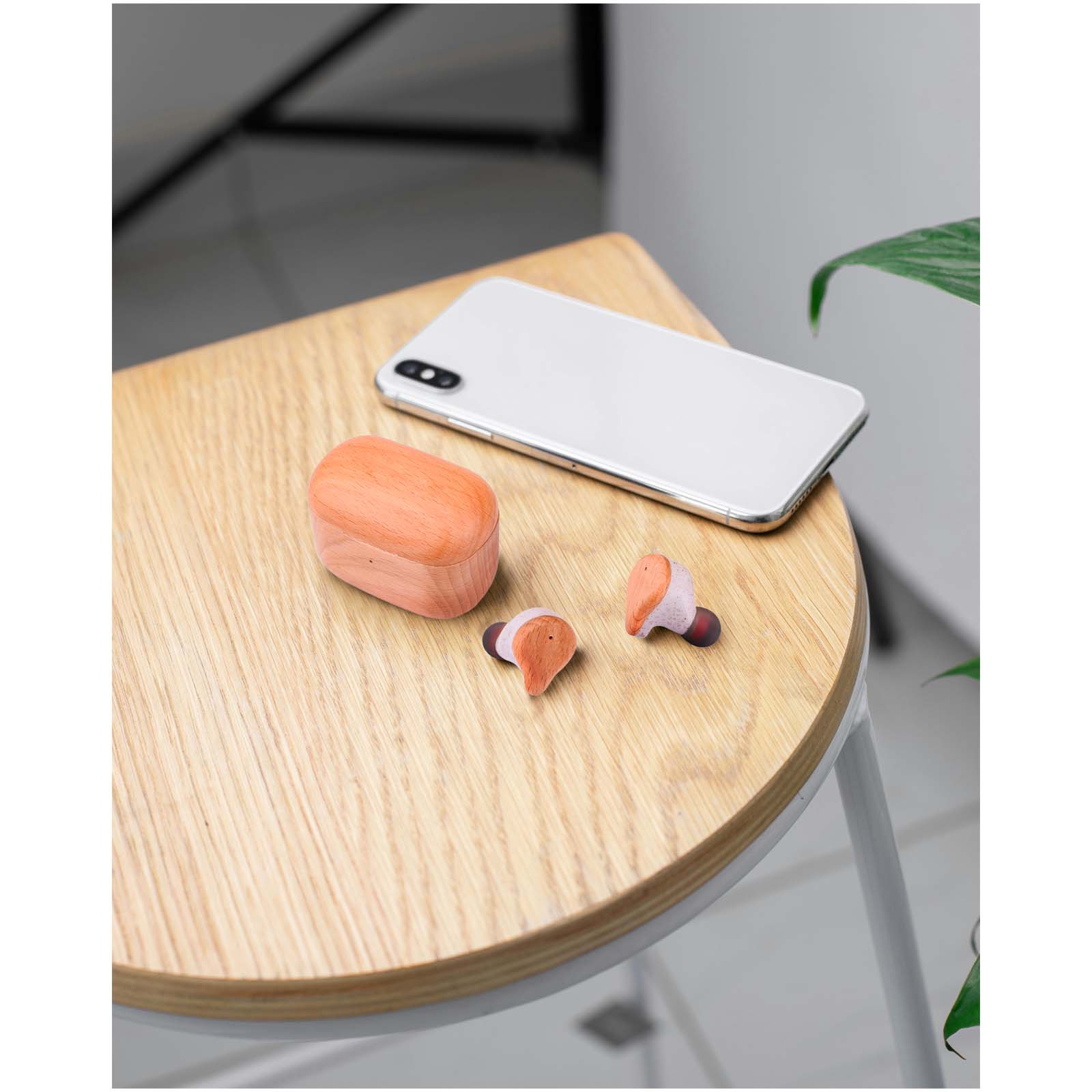 In-ear, kabellos, Kopfhörer, Ladehülle, Holz?