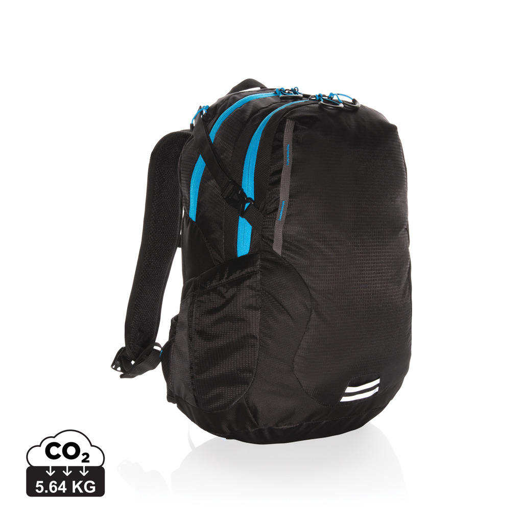 Rucksack, Backpack, Schwarz, Rucksack mit Blau, Leichtes Gepäck, Rucksack, Schwarz, Schulterriemen, Blue Akzente, Gewicht 5.64 kg CO2, Rucksack, Backpack, Schultern, Schwarz, Blue accents, Rucksack, Schwarz, Aero, Rucksack mit Blau, Leichtgewicht