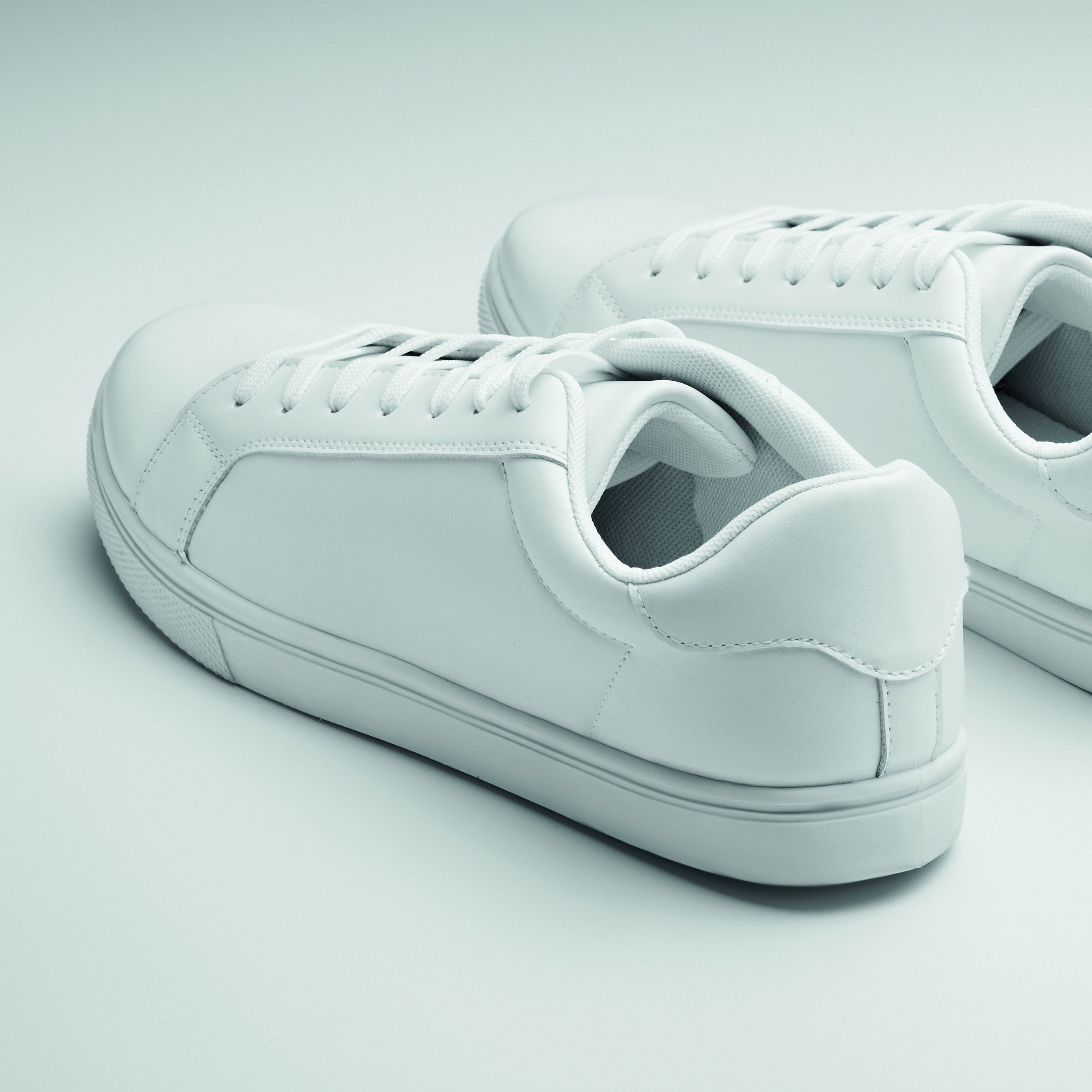 Schuhe, Sneaker, Weiß, Glatte Oberfläche, Laufschuhe, Schuhe, Sneaker, Weiß, Lederschuh, Schnürsenkel, Sneaker, White, Leder, Schnürschuh, Casualschuh, Sneaker, Weiße Schuhe, Lederschuh, Kunstleder, Schnürschuh